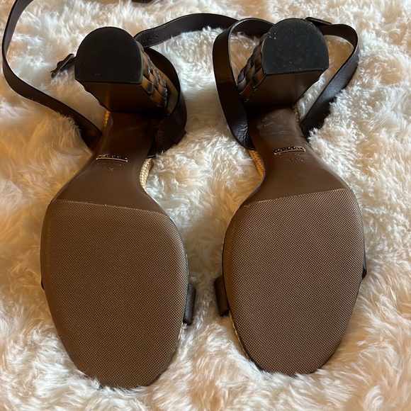 $799 Gucci Dahlia Black Leather Bamboo-Heel Sandal - Picture 10 of 11